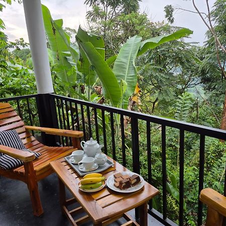 The Bliss Homestay Ella Esterno foto
