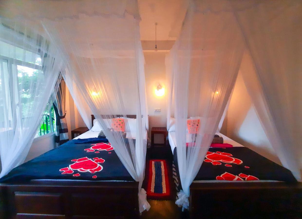 The Bliss Homestay Ella Esterno foto