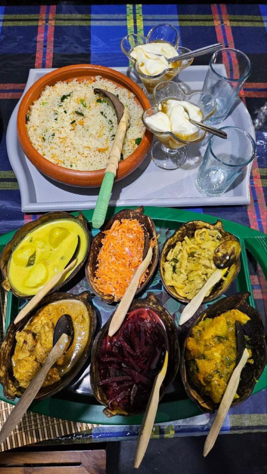 The Bliss Homestay Ella Esterno foto